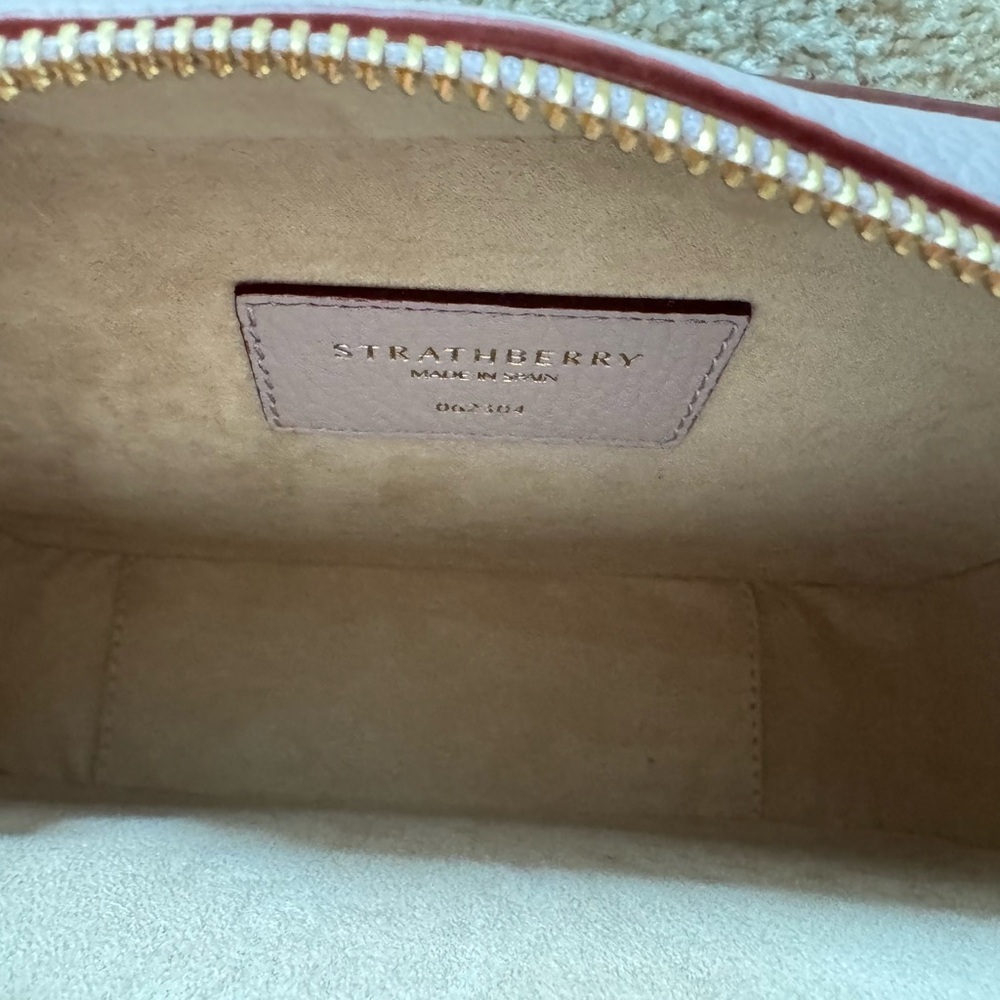Strathberry Mosaic camera bag in EUC in lavender - Picture 14 of 14